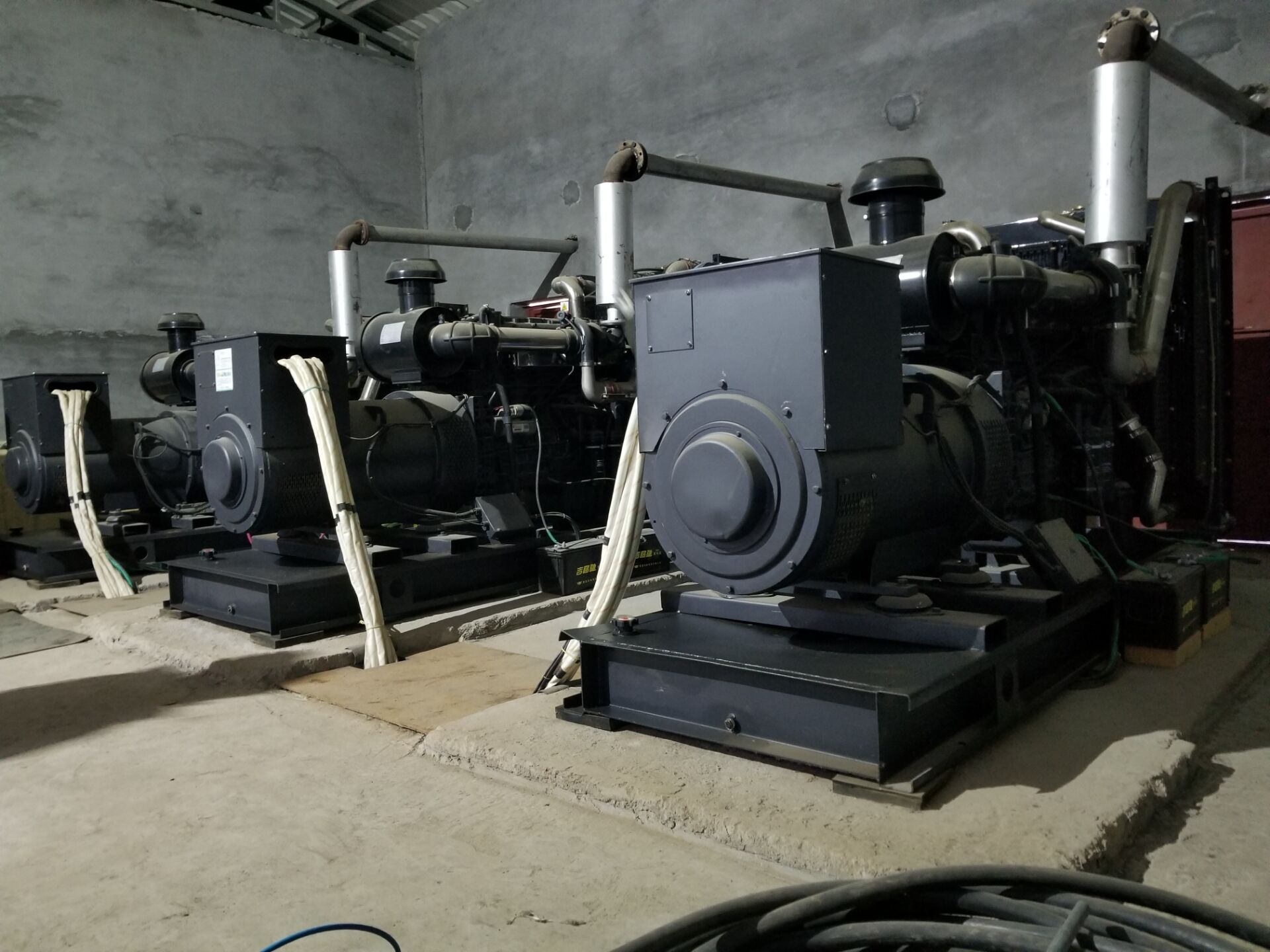 倍增效能，輕松實現能量轉化——并聯柴油發電機的四大應用優勢